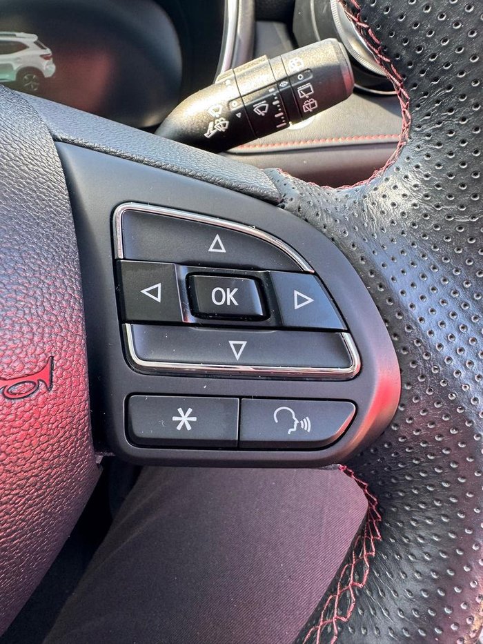 2021 MG HS PHEV Essence