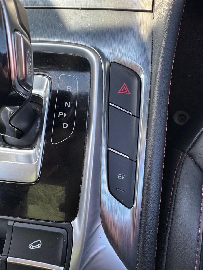 2021 MG HS PHEV Essence