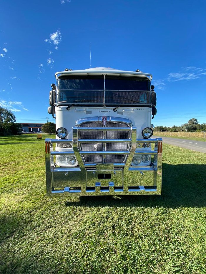2018 Kenworth K200 White