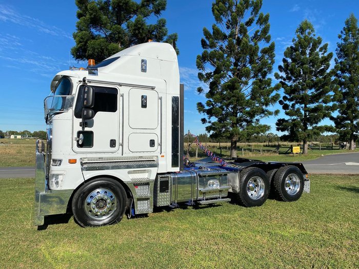 2018 Kenworth K200 White