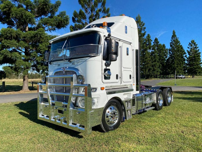 2018 Kenworth K200 White