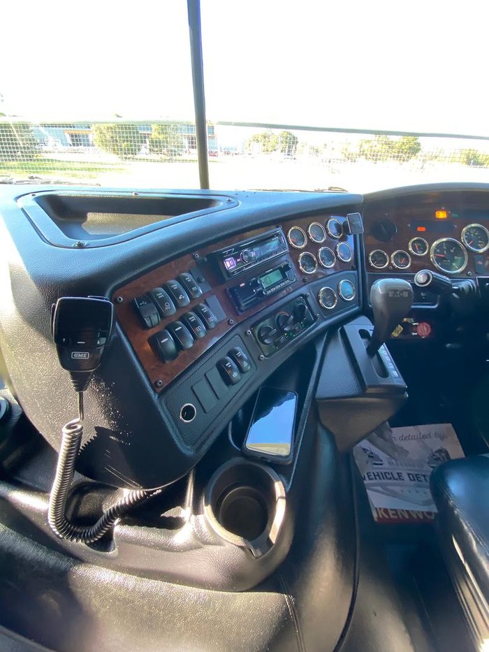 2018 Kenworth K200 White