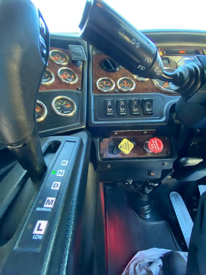 2018 Kenworth K200 White
