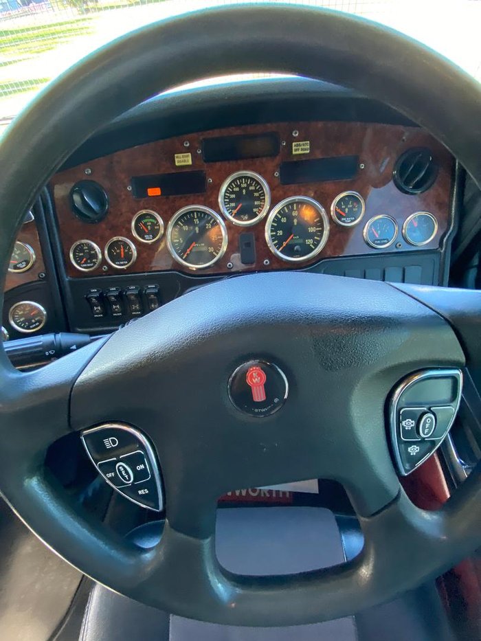 2018 Kenworth K200 White