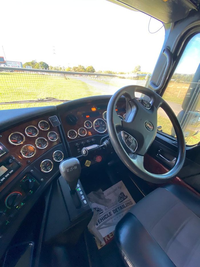 2018 Kenworth K200 White