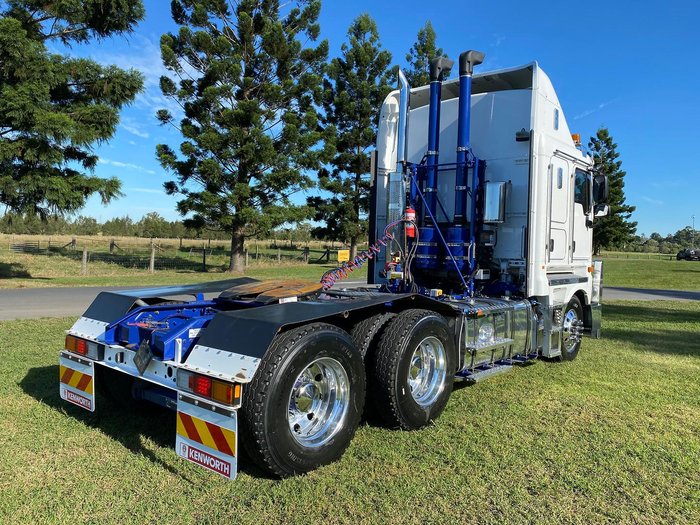 2018 Kenworth K200 White