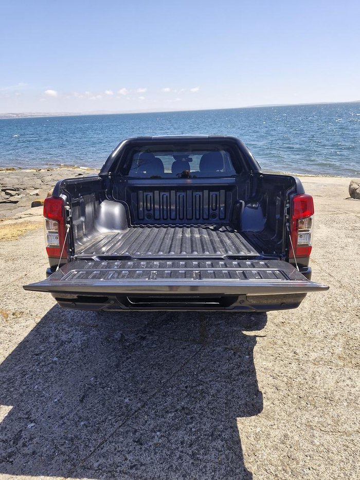 2023 Mitsubishi Triton Xtreme