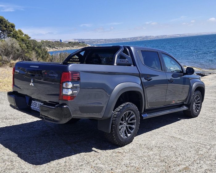 2023 Mitsubishi Triton Xtreme