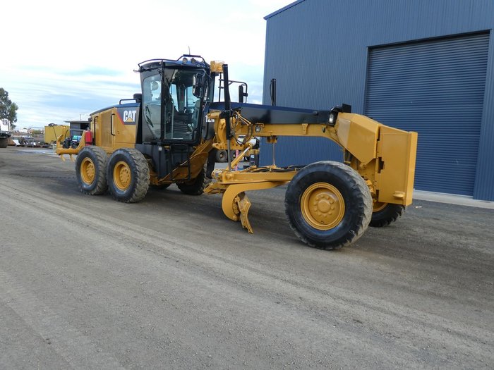 2011 Caterpillar 12M