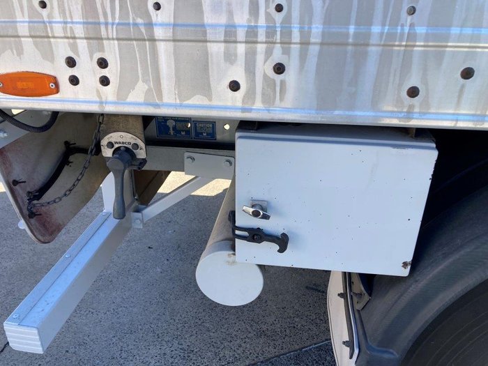 2012 Maxitrans Freezer Van White