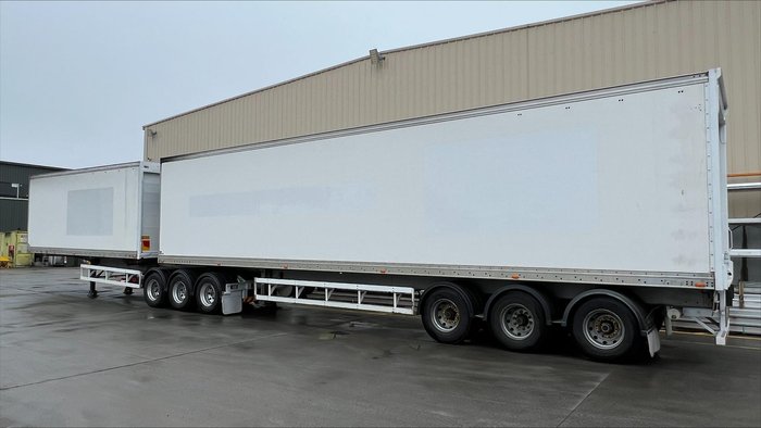 2011 Maxi Trans 34P Freezer B Double White