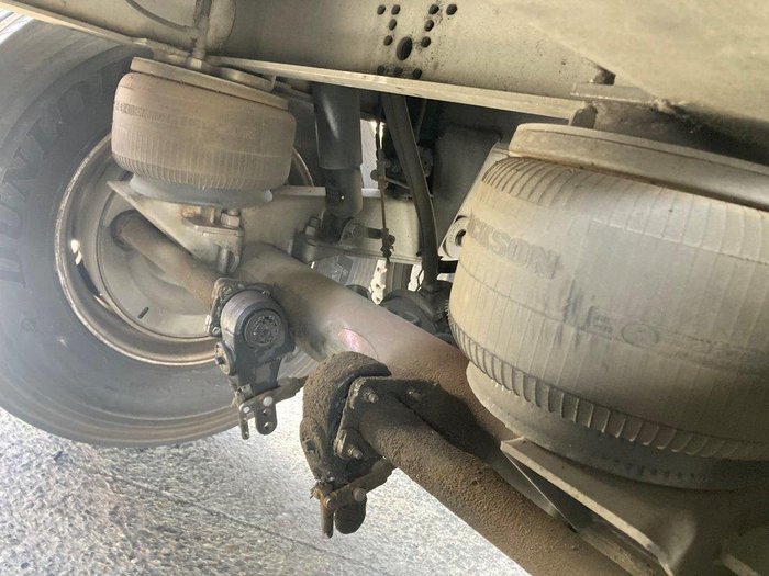 2016 Maxi Trans 24P Freezer Van White