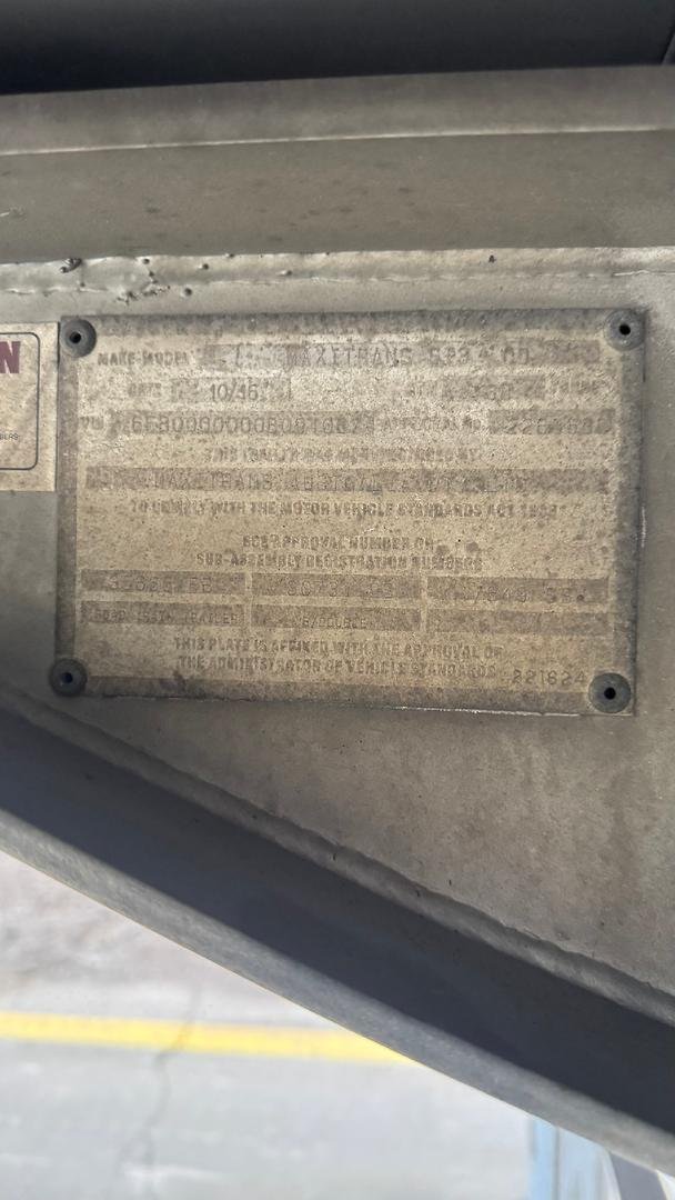 2016 Maxi Trans 24P Freezer Van White