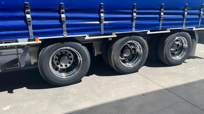 2025 Krueger 34P Drop Deck Mezzanine B Double Blue