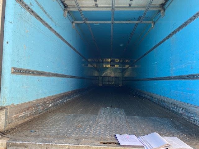 2007 Maxitrans 24P Chiller Van White