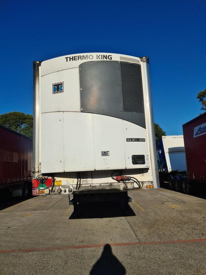 2007 Maxitrans 24P Chiller Van White