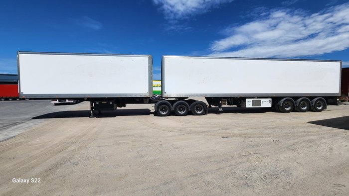 2013 Maxi Trans 34P Freezer B Double White