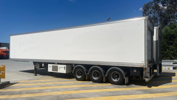 2013 Maxi Trans 34P Freezer B Double White