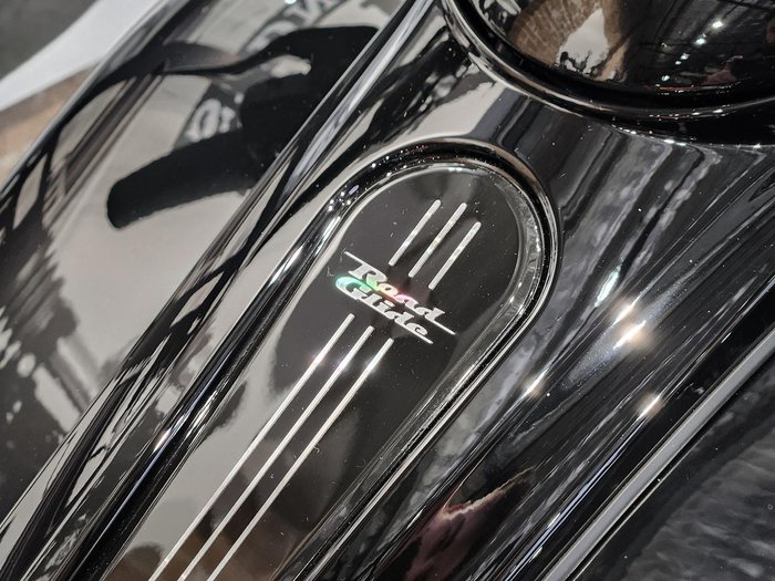 2024 Harley-Davidson Road Glide 3 (FLTRT) Trike Black