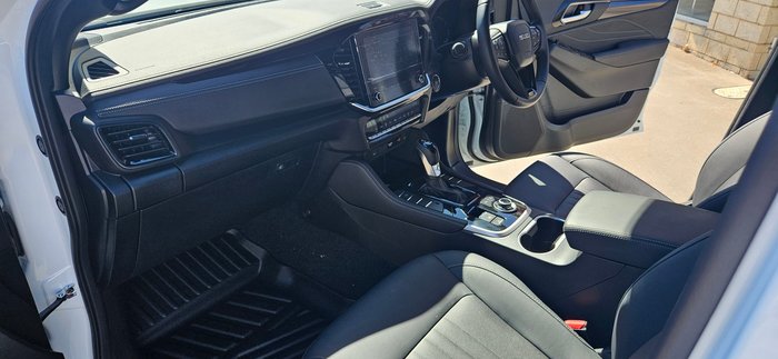 2025 Isuzu MU-X LS-T MY25 White