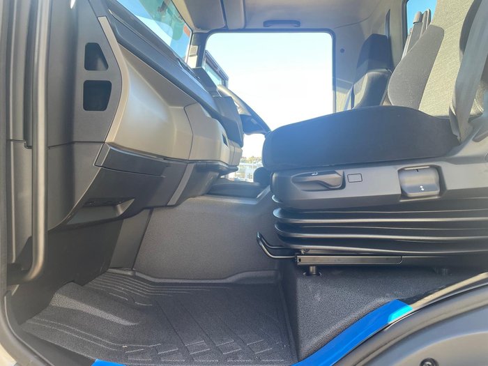 2025 MAN Tgm 18.320 4X4 Manual Spreader Spec In Stock Now! White