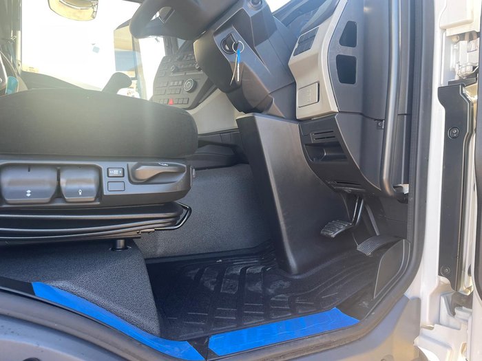 2025 MAN Tgm 18.320 4X4 Manual Spreader Spec In Stock Now! White