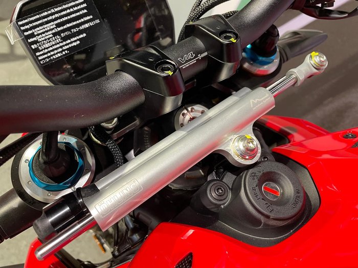 2024 Ducati Streetfighter V4 S Streetfighter Red