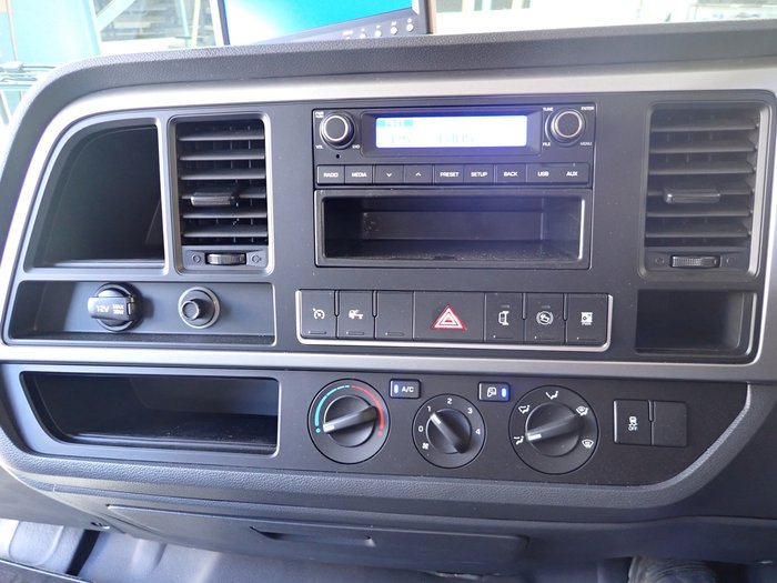 2023 HYUNDAI EX10 LWB WHITE