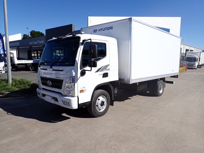 2023 HYUNDAI EX10 LWB WHITE