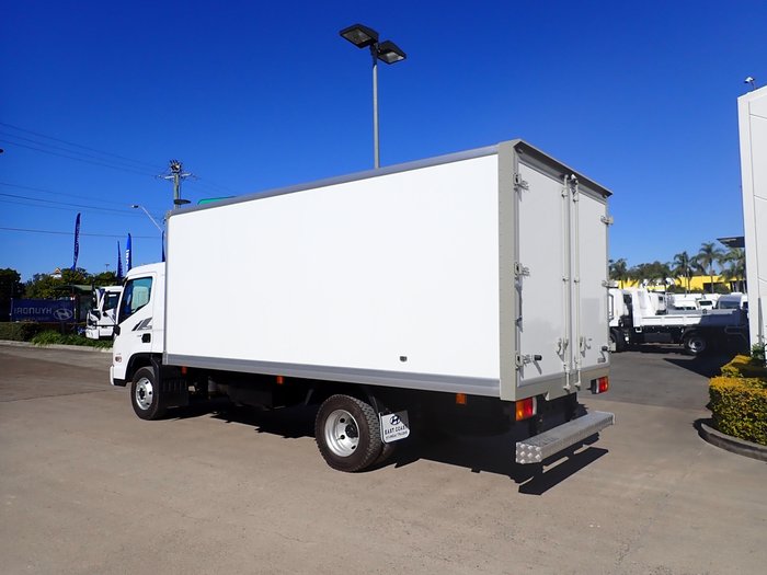 2023 HYUNDAI EX10 LWB WHITE