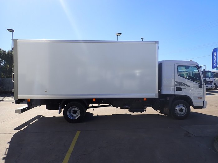 2023 HYUNDAI EX10 LWB WHITE