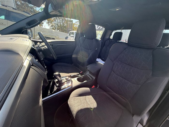 2025 Isuzu D-MAX LS-U