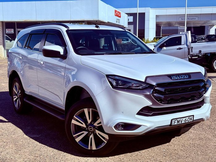 2024 Isuzu MU-X LS-T