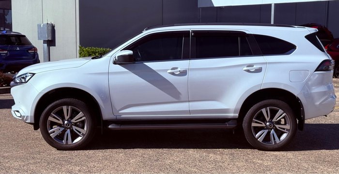 2024 Isuzu MU-X LS-T
