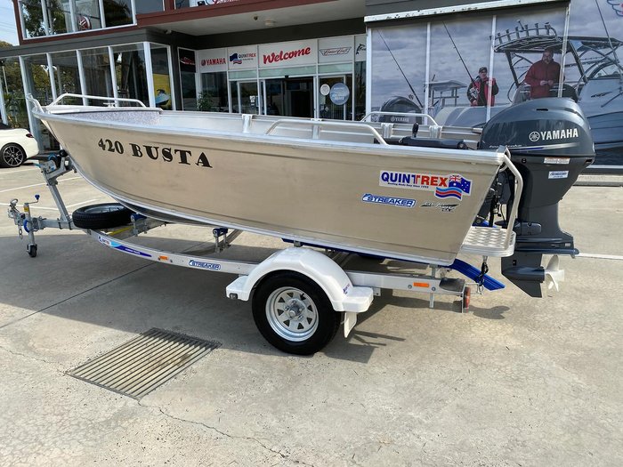 2025 QUINTREX 420 Busta