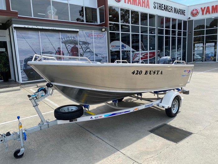 2025 QUINTREX 420 Busta