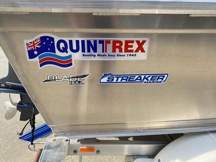 2025 QUINTREX 420 Busta