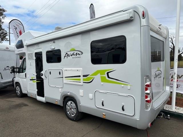 2025 Avan Ovation