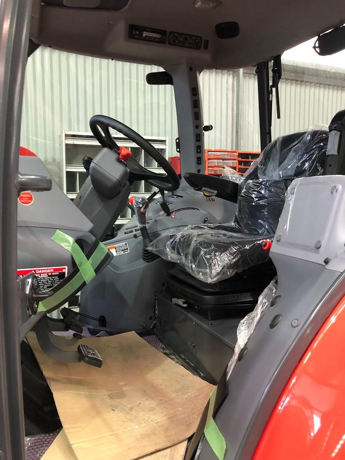 0 Kubota M5111dhc-Ds 111Hp Dual Speed Cab Tractor Quicke Loader 3Rd Fun Orange