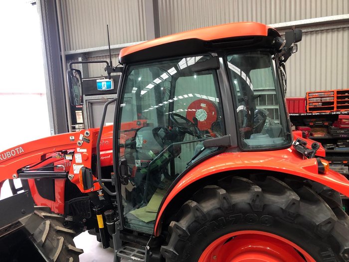 0 Kubota M5111dhc-Ds 111Hp Dual Speed Cab Tractor Quicke Loader 3Rd Fun Orange
