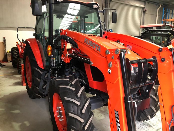 0 Kubota M5111dhc-Ds 111Hp Dual Speed Cab Tractor Quicke Loader 3Rd Fun Orange