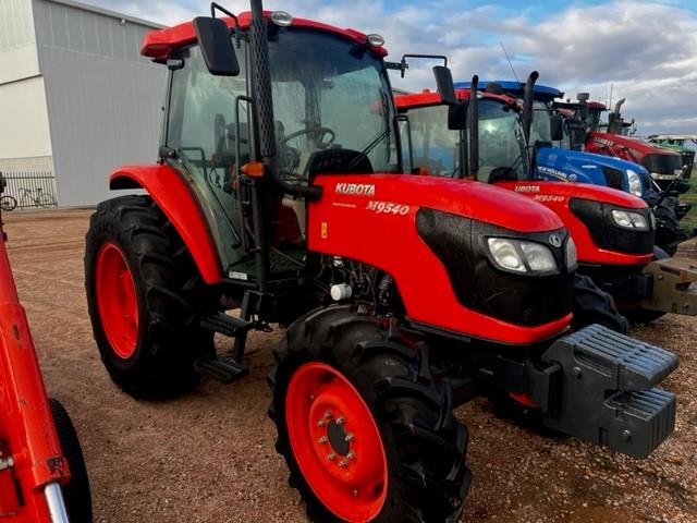2013 Kubota M9540