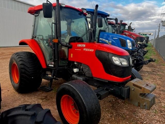 2013 Kubota M9540