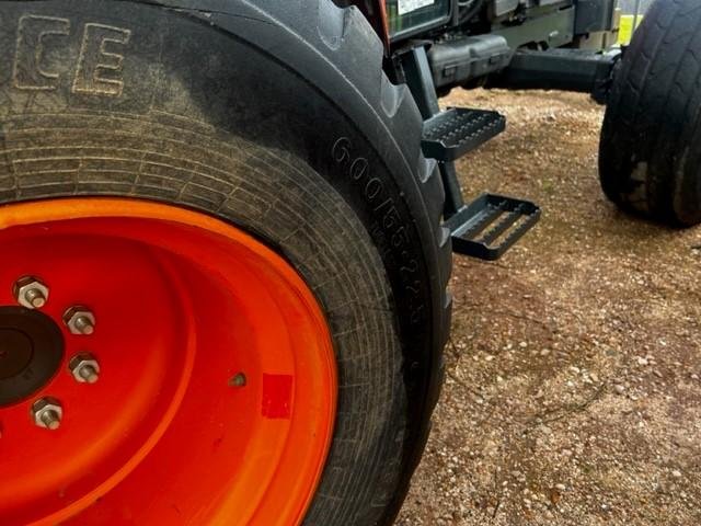 2013 Kubota M9540
