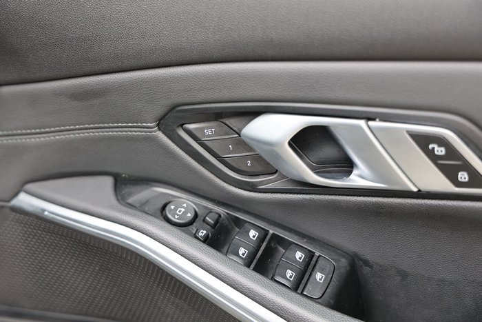 2021 BMW 3 30i M SPORT