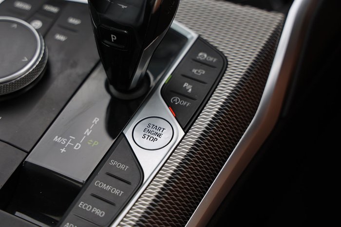 2021 BMW 3 30i M SPORT