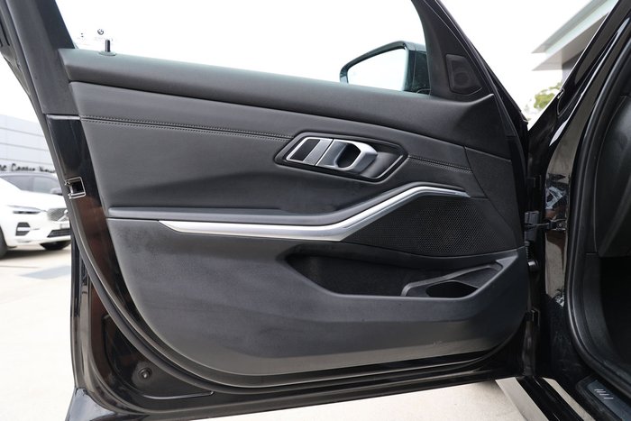 2021 BMW 3 30i M SPORT