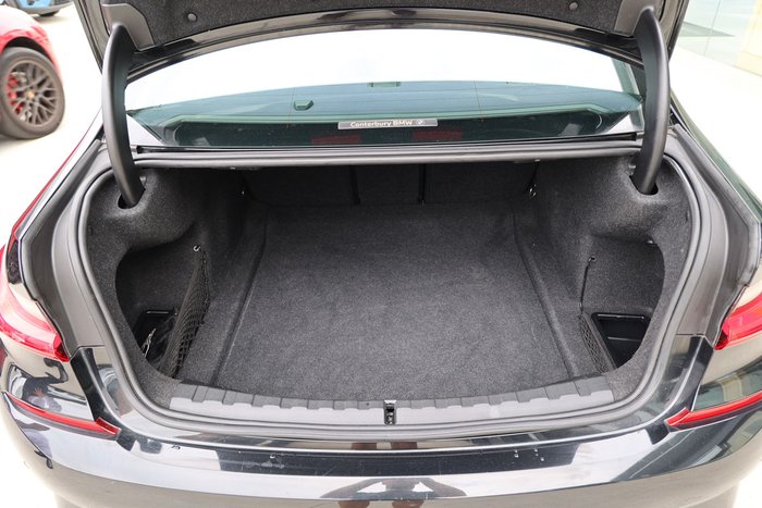 2021 BMW 3 30i M SPORT