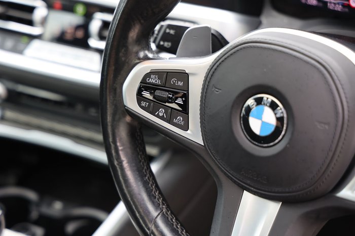 2021 BMW 3 30i M SPORT