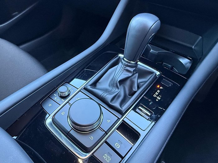 2024 Mazda 3 G20 Evolve